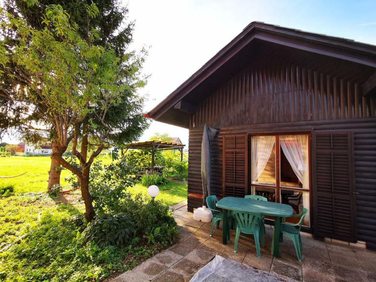 Merikotka - A Cozy Wooden Cottage, Slovenia Braslovce Екстер'єр фото